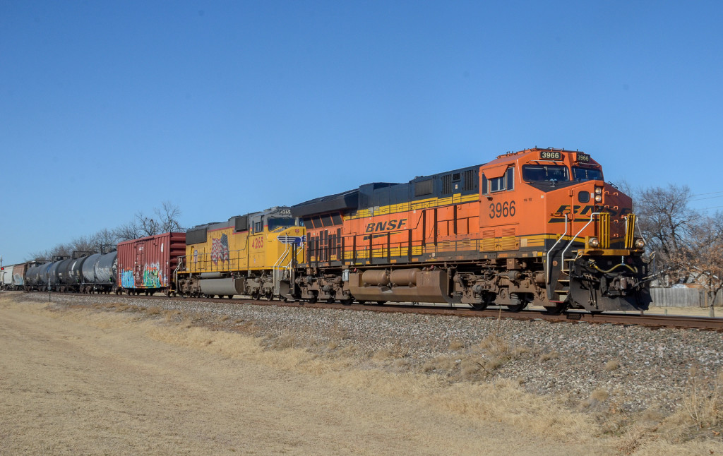 BNSF 3966